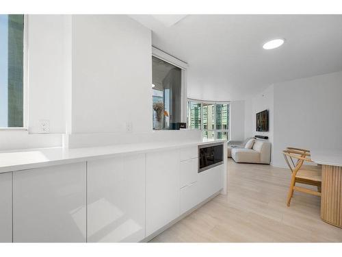 1405 588 Broughton Street, Vancouver, BC 