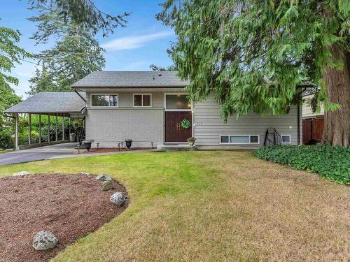 905 Crestwood Drive, Coquitlam, BC 