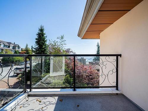 1496 Bramwell Road, West Vancouver, BC 