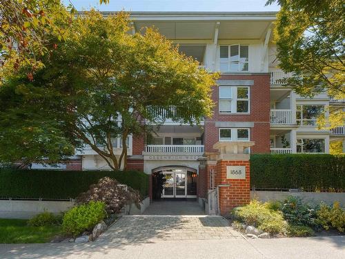 206 1868 W 5Th Avenue, Vancouver, BC 