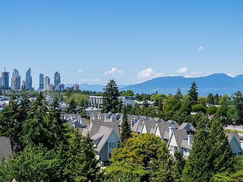 904 6622 Southoaks Crescent, Burnaby, BC 