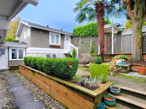 1355 Inglewood Avenue, West Vancouver, BC 