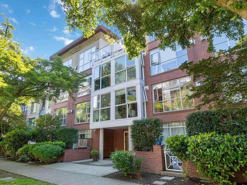 304 2268 W 12Th Avenue, Vancouver, BC 