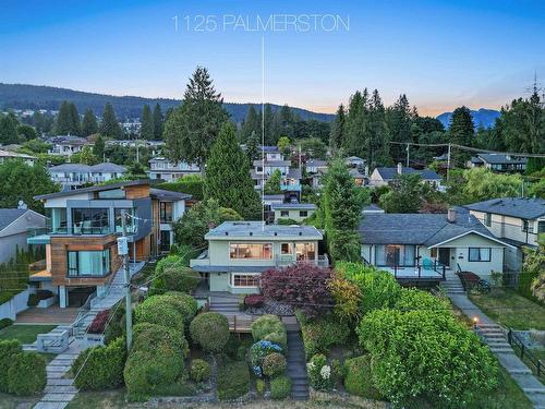 1125 Palmerston Avenue, West Vancouver, BC 