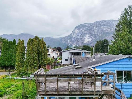 37956 Fourth Avenue, Squamish, BC 