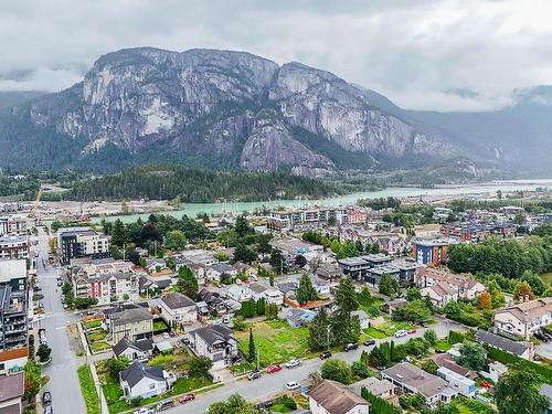 37956 Fourth Avenue, Squamish, BC 