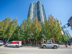 2001 289 DRAKE STREET  Vancouver, BC V6B 5Z5