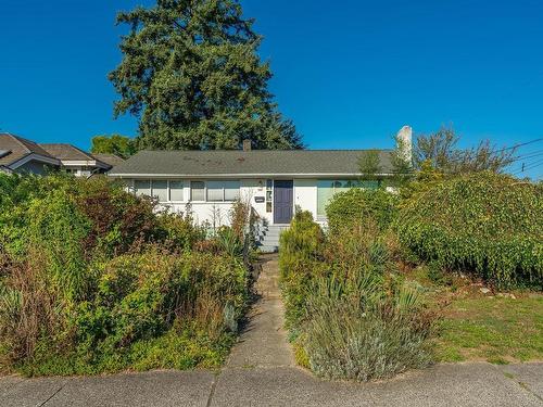 7007 Willingdon Avenue, Burnaby, BC 