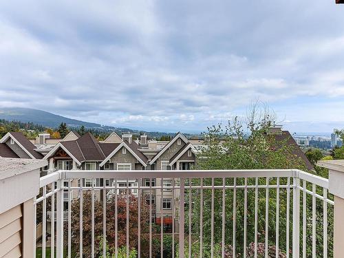 411 1428 Parkway Boulevard, Coquitlam, BC 