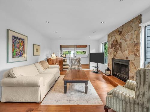 5312 Marine Drive, West Vancouver, BC 