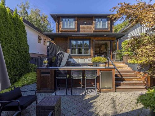 4668 W 14Th Avenue, Vancouver, BC 