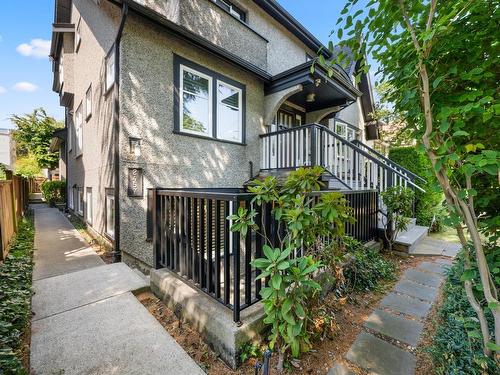 2457 W 5Th Avenue, Vancouver, BC 