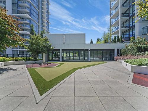 502 2378 Alpha Avenue, Burnaby, BC 