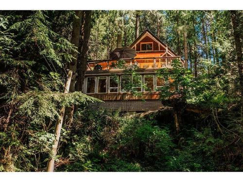 7648 Sechelt Inlet Road, Sechelt, BC 