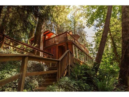 7648 Sechelt Inlet Road, Sechelt, BC 