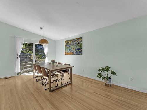 569 St. Giles Road, West Vancouver, BC 