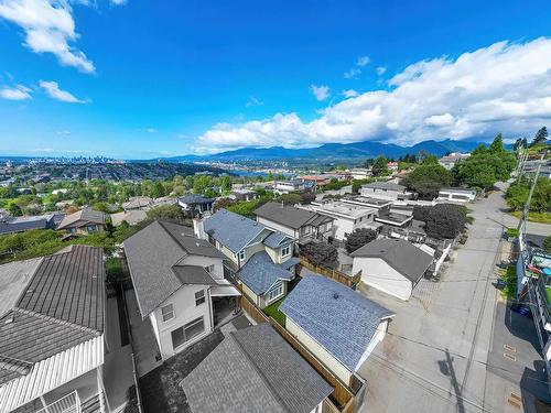 18 Hythe Avenue, Burnaby, BC 