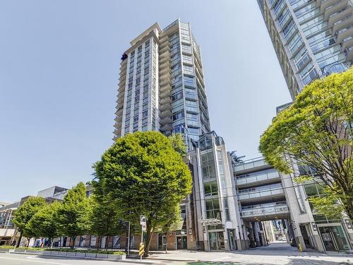 2302 565 Smithe Street, Vancouver, BC 