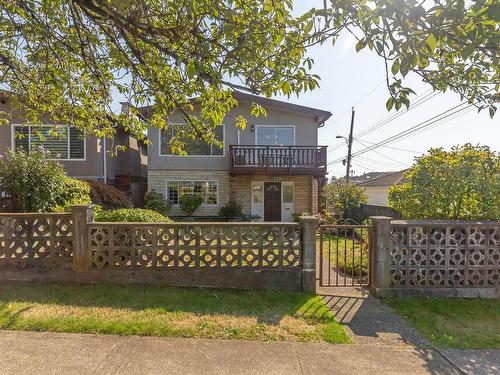 2214 E 53Rd Avenue, Vancouver, BC 