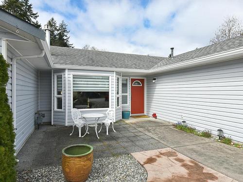 5643 Curtis Place, Sechelt, BC 