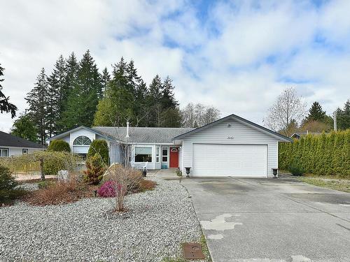 5643 Curtis Place, Sechelt, BC 