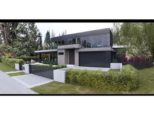 74 Desswood Place, West Vancouver, BC 