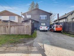 3265 OXFORD STREET  Port Coquitlam, BC V3B 4C6