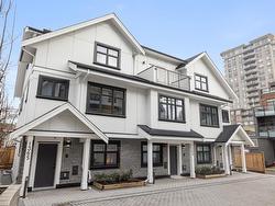 1365 E 24TH AVENUE  Vancouver, BC V5V 2B6