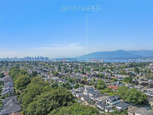 1 2616 Napier Street, Vancouver, BC 