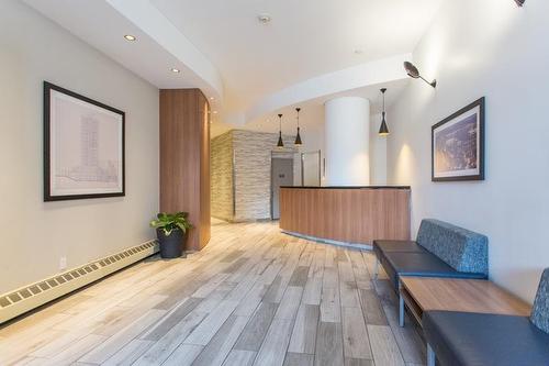 1004 183 Keefer Place, Vancouver, BC 