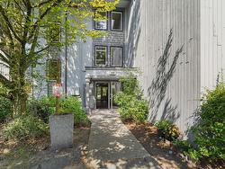 331 204 WESTHILL PLACE  Port Moody, BC V3H 1V2