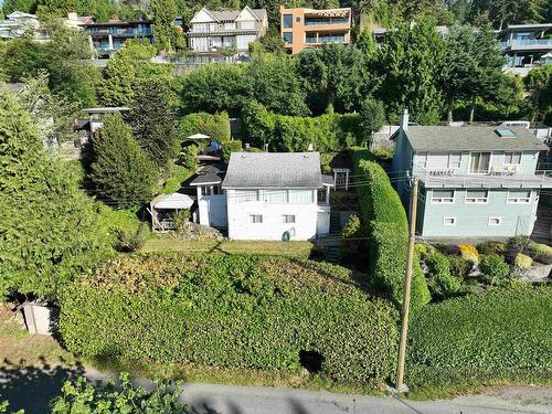 3575 Sunset Lane, West Vancouver, BC 