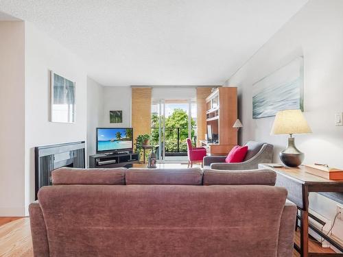 205 2336 Wall Street, Vancouver, BC 