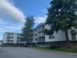 114 6420 BUSWELL STREET  Richmond, BC V6Y 2E9