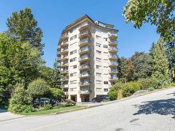 603 1930 MARINE DRIVE  West Vancouver, BC V7V 1J8