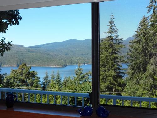 5885 Sandy Hook Road, Sechelt, BC 