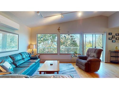 5885 Sandy Hook Road, Sechelt, BC 