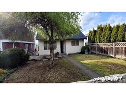 4817 JOYCE STREET  Vancouver, BC V5R 4G4