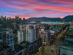 PH7 188 KEEFER STREET  Vancouver, BC V6A 0E3