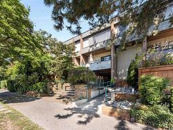 206 2475 YORK AVENUE  Vancouver, BC V6K 1C9