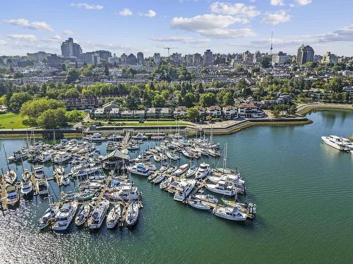 1130 Ironwork Passage, Vancouver, BC 