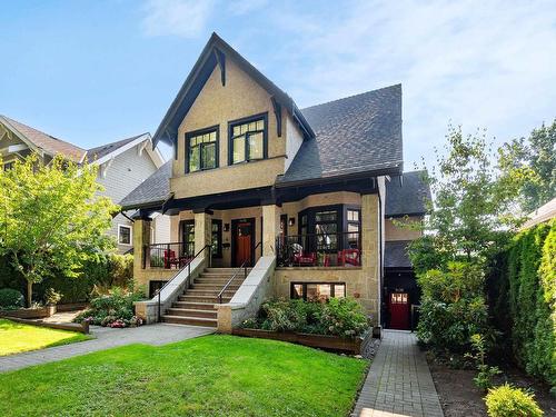 2438 W 8Th Avenue, Vancouver, BC 