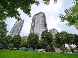 2802 455 BEACH CRESCENT  Vancouver, BC V6Z 3E5