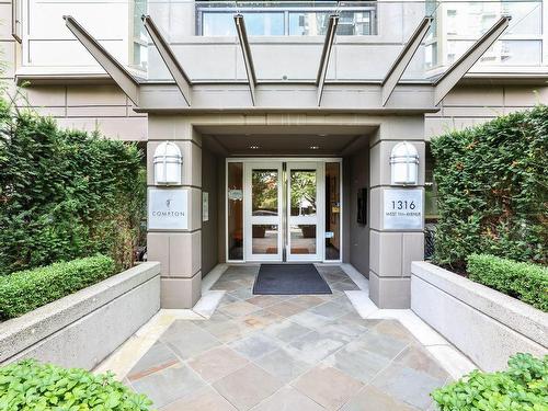 Ph2 1316 W 11Th Avenue, Vancouver, BC 