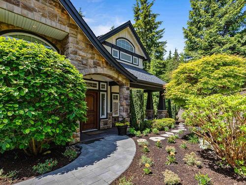 2668 Fern Drive, Anmore, BC 