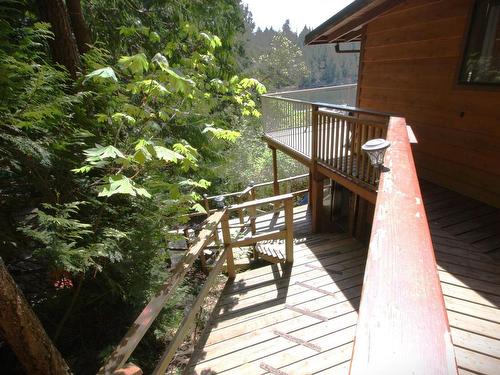 10 10387 Mercer Road, Halfmoon Bay, BC 