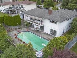 471 GENOA CRESCENT  North Vancouver, BC V7N 3B8