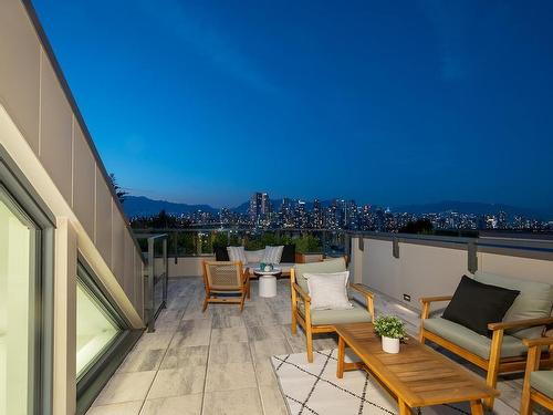 4 2366 Birch Street, Vancouver, BC 