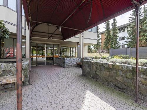 2202 6540 Burlington Avenue, Burnaby, BC 