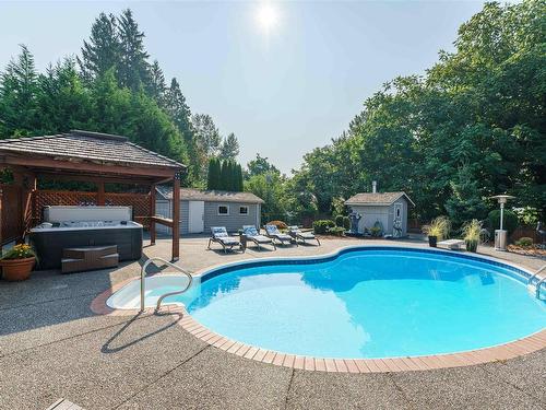 22070 Cliff Avenue, Maple Ridge, BC 